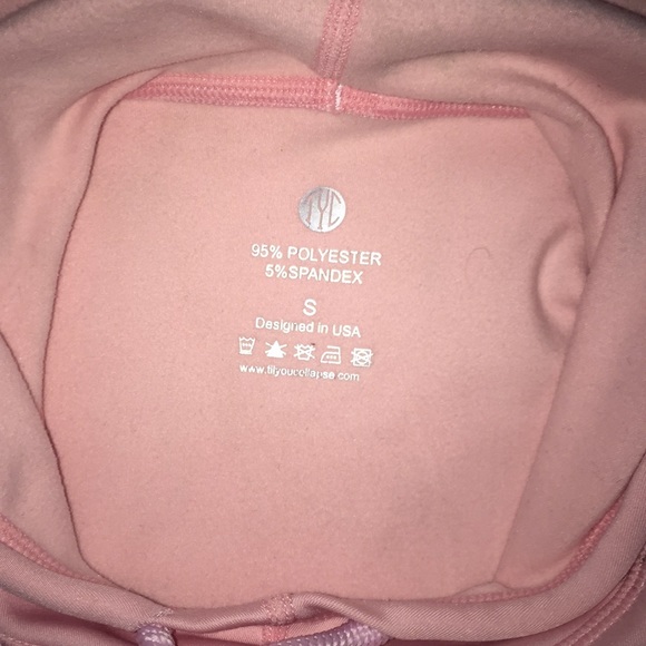 TYC cropped hoodie - Picture 3 of 4